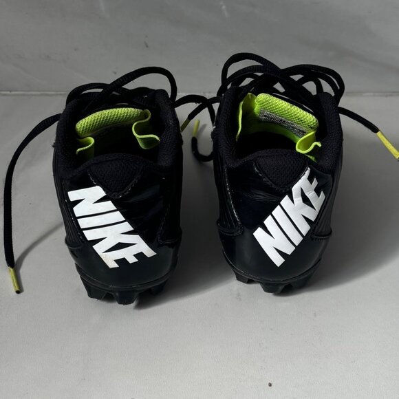 Nike V Strike Football Cleats in black patent - size 4.5Y - Picture 5 of 7